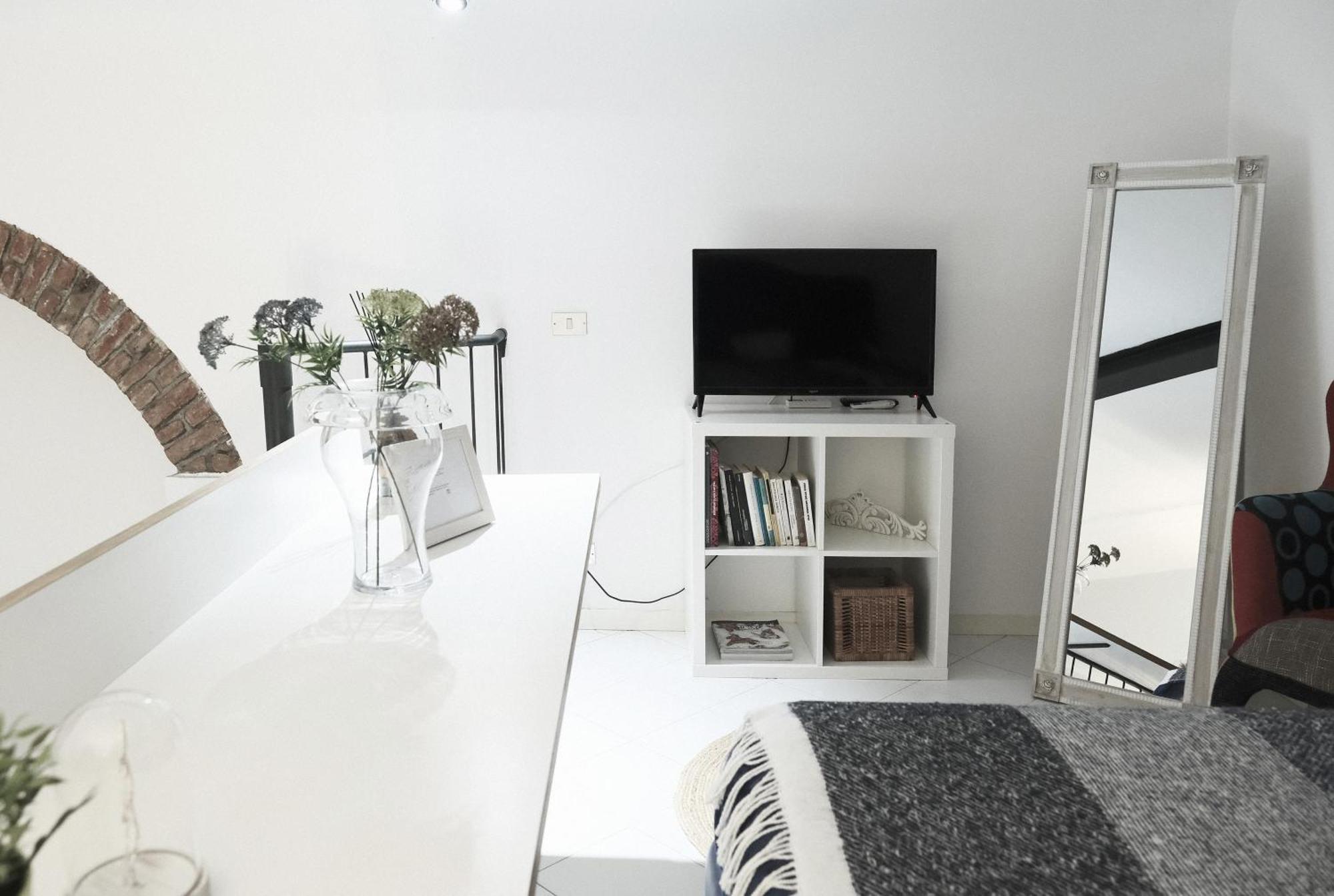 Comecasa Grazioso Loft In Crocetta Near Mangiagalli Milão Exterior foto